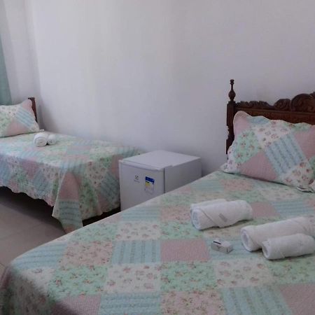 Quartos Praia Do Foguete 卡波布里奥 外观 照片