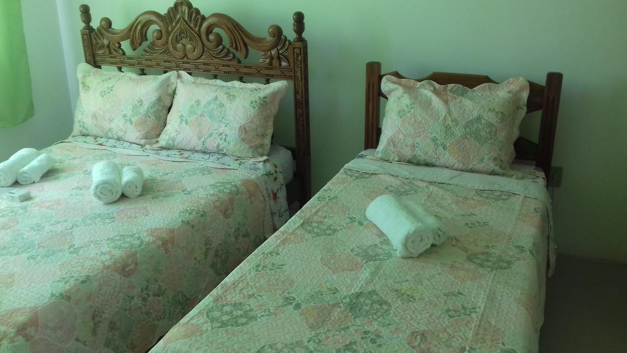 Quartos Praia Do Foguete 卡波布里奥 外观 照片